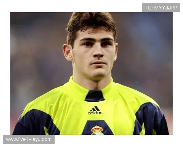 传奇门神卡西利亚斯:从皇马荣耀到波尔图谢幕,回顾世界杯冠军的辉煌生涯 传奇门神卡西利亚斯:从皇马荣耀到波尔图谢幕,回顾世界杯冠军的辉煌生涯